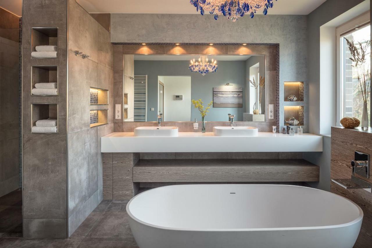 Villa Lotsenhaeuser Ruegen - Luxus Ferienhaus - 3 Schlafzimmer - Sauna - Dachterrasse Mit Boddenblick بريجا المظهر الخارجي الصورة